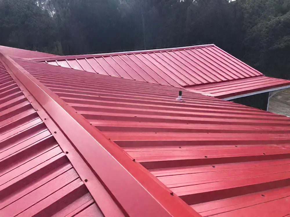 Waterproofing Solutions and Key Construction Points for Color Steel Roofs